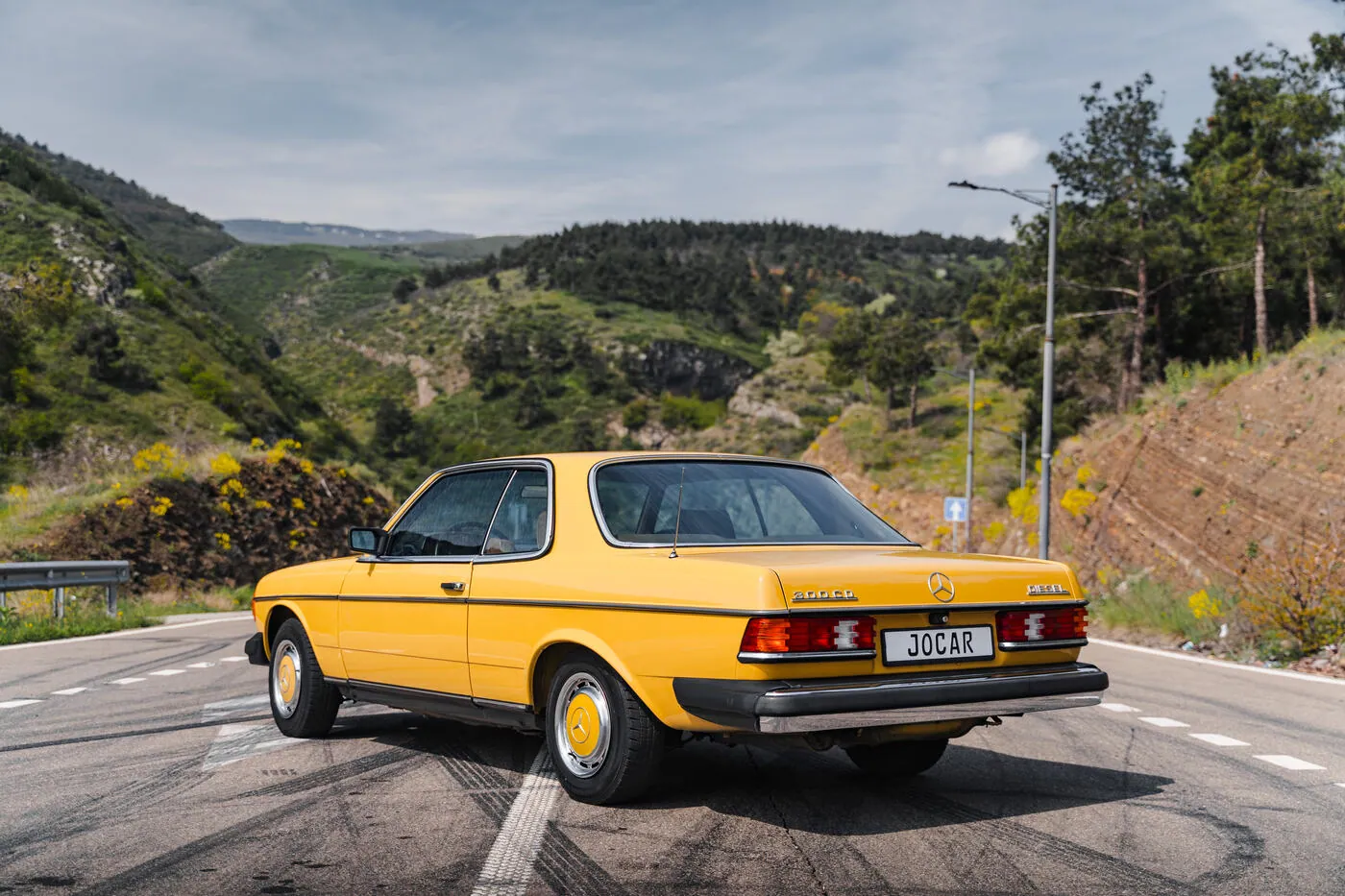Mercedes-Benz 280 CE Classic (W123) — 3