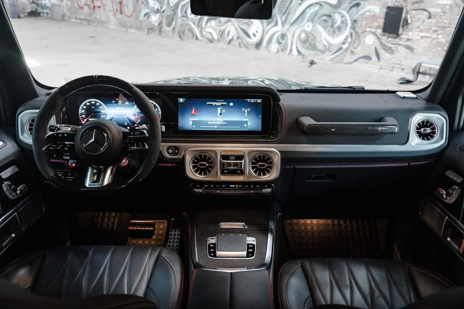 Chauffeur service — 2