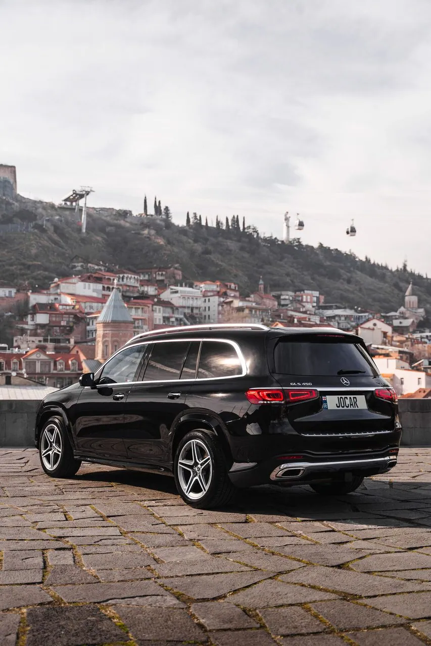Mercedes-Benz GLS 450 4MATIC — 4