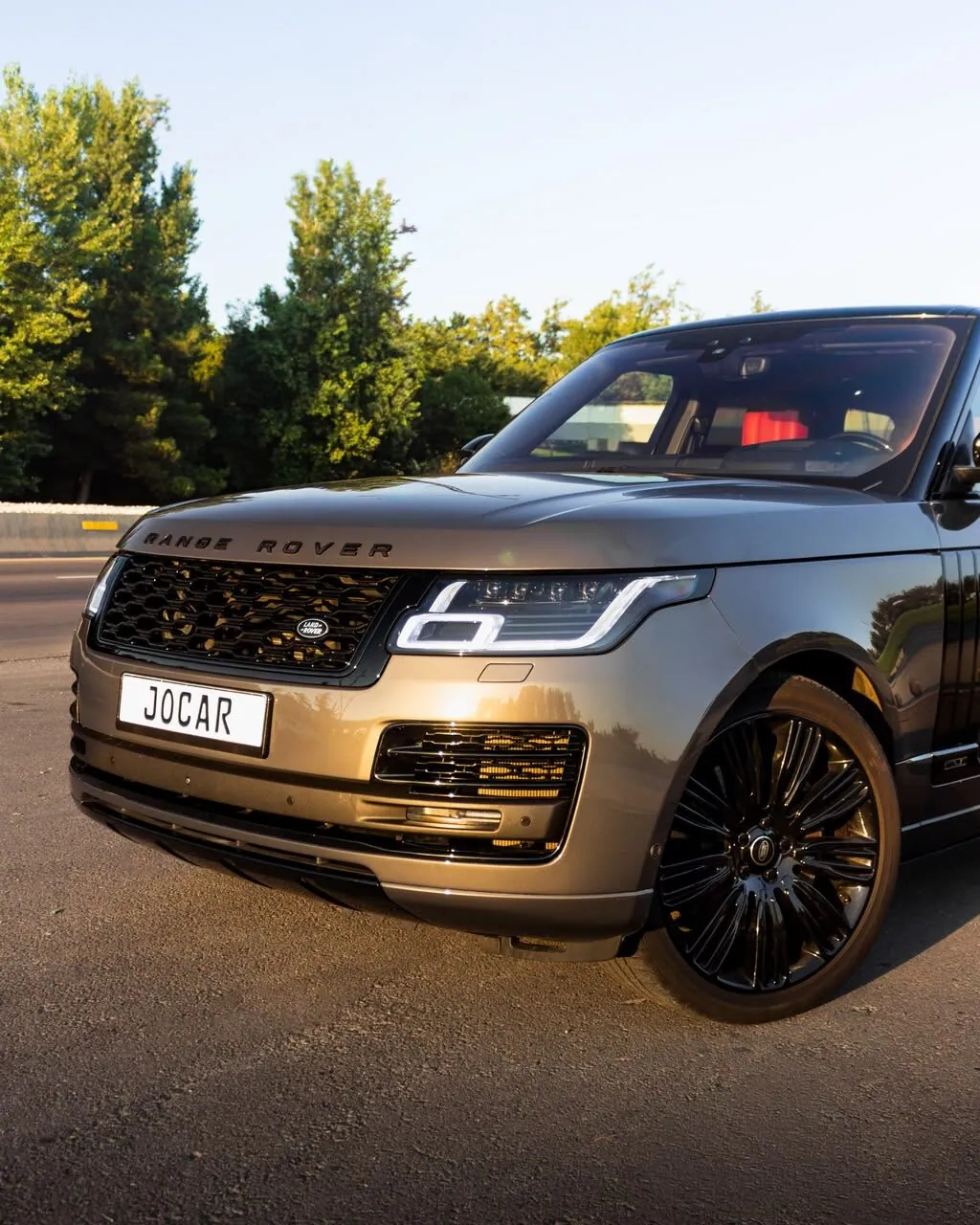 Land Rover Range Rover Autobiography — 2