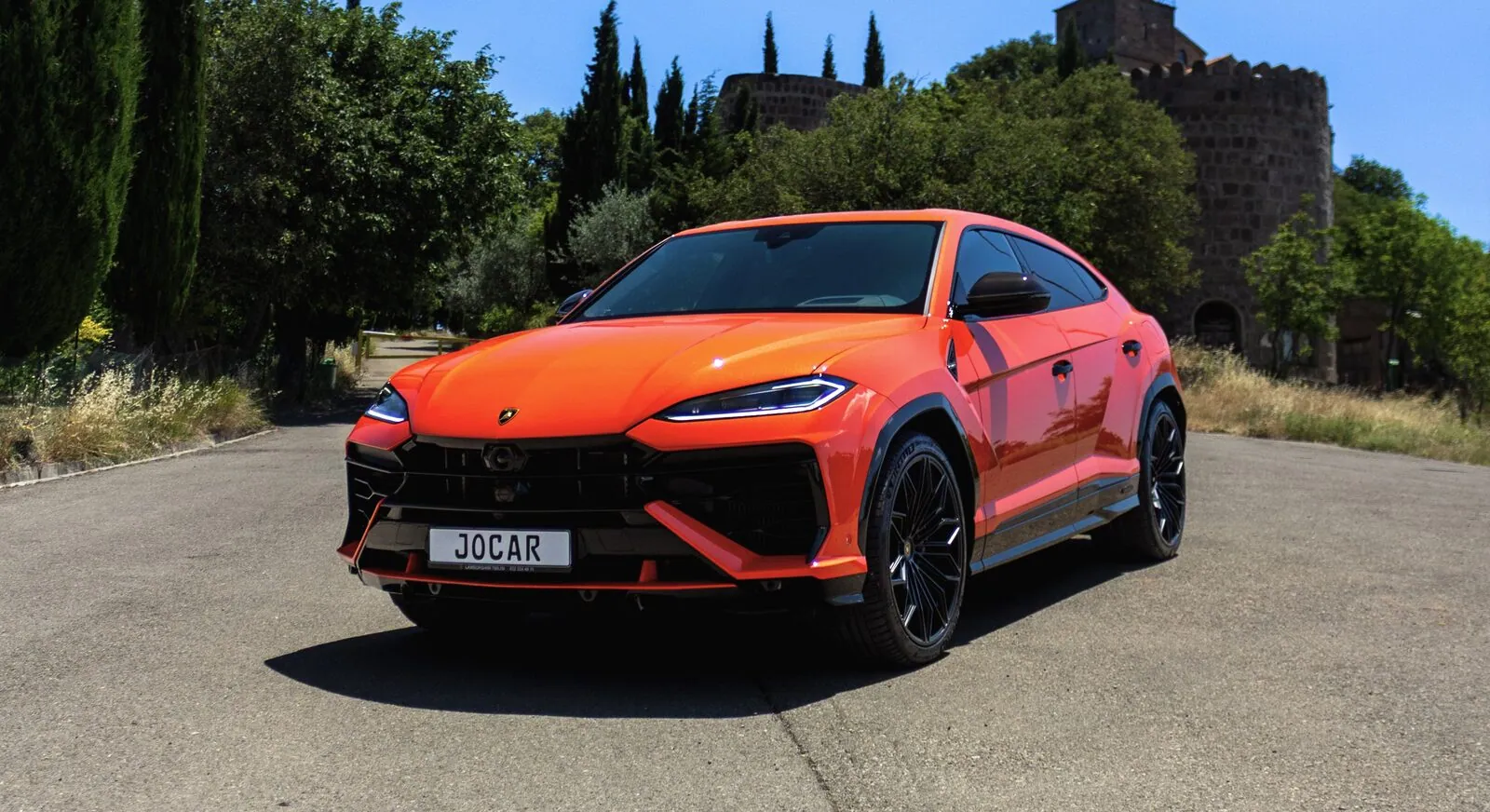 Lamborghini Urus SE in Tbilisi — JOCAR premium car rental